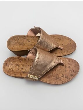 Vionic Women Anitra Metallic Rose Gold Orthopedic Thong Platform Sandals Size 8